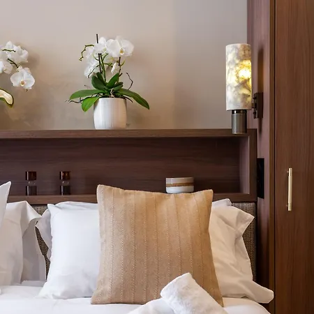 Sol - Mande * Saint-Mande